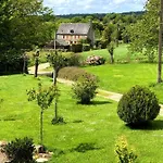 Alojamento de Acomodação e Pequeno-almoço La Blanche Roche Sourdeval