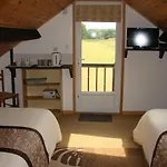 La Blanche Roche Bed & Breakfast 3*