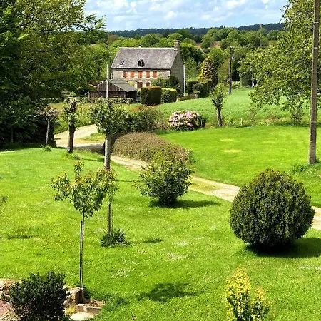 Bed & Breakfast La Blanche Roche Sourdeval
