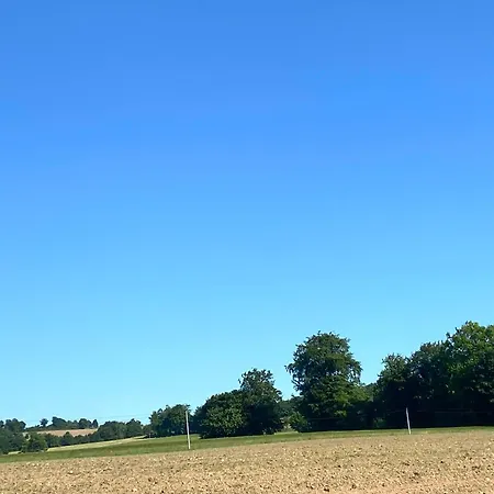 La Blanche Roche Bed and breakfast Sourdeval