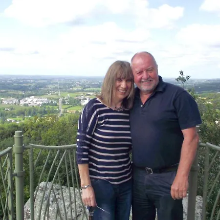 Oda ve Kahvaltı La Blanche Roche 3*