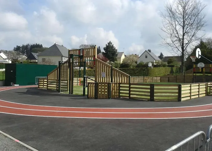 La Blanche Roche Oda ve Kahvaltı Sourdeval